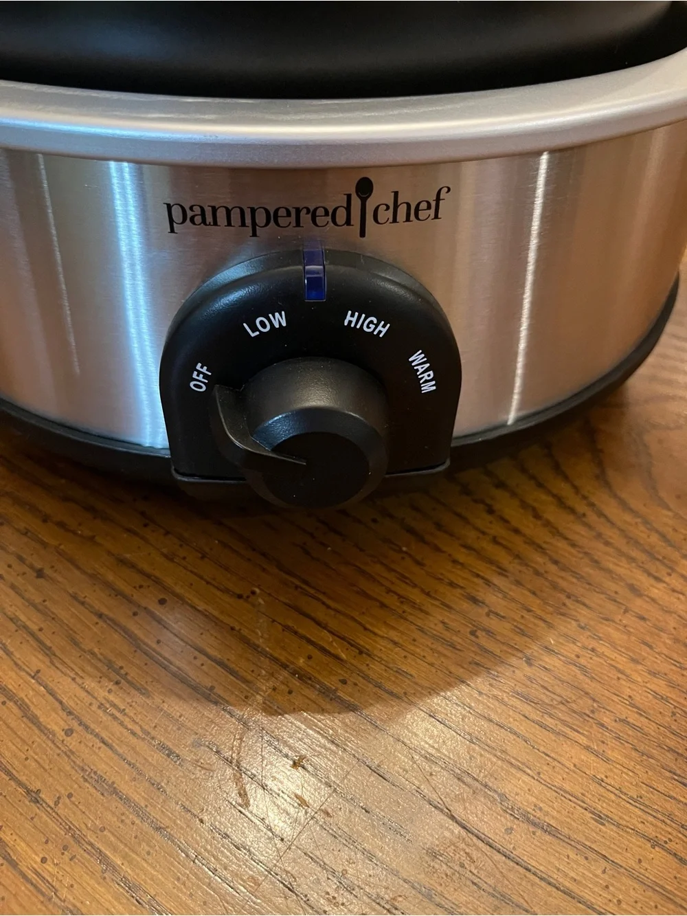 Pampered Chef 4 quart Rockcrok Dutch‎ Oven and Slow Cooker Stand, new